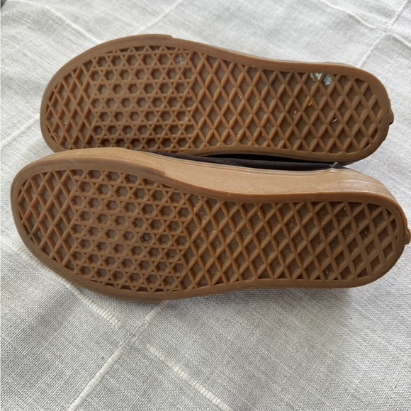 Old Skool Vans all black w/ gum sole, size 6.5 - Picture 3 of 4